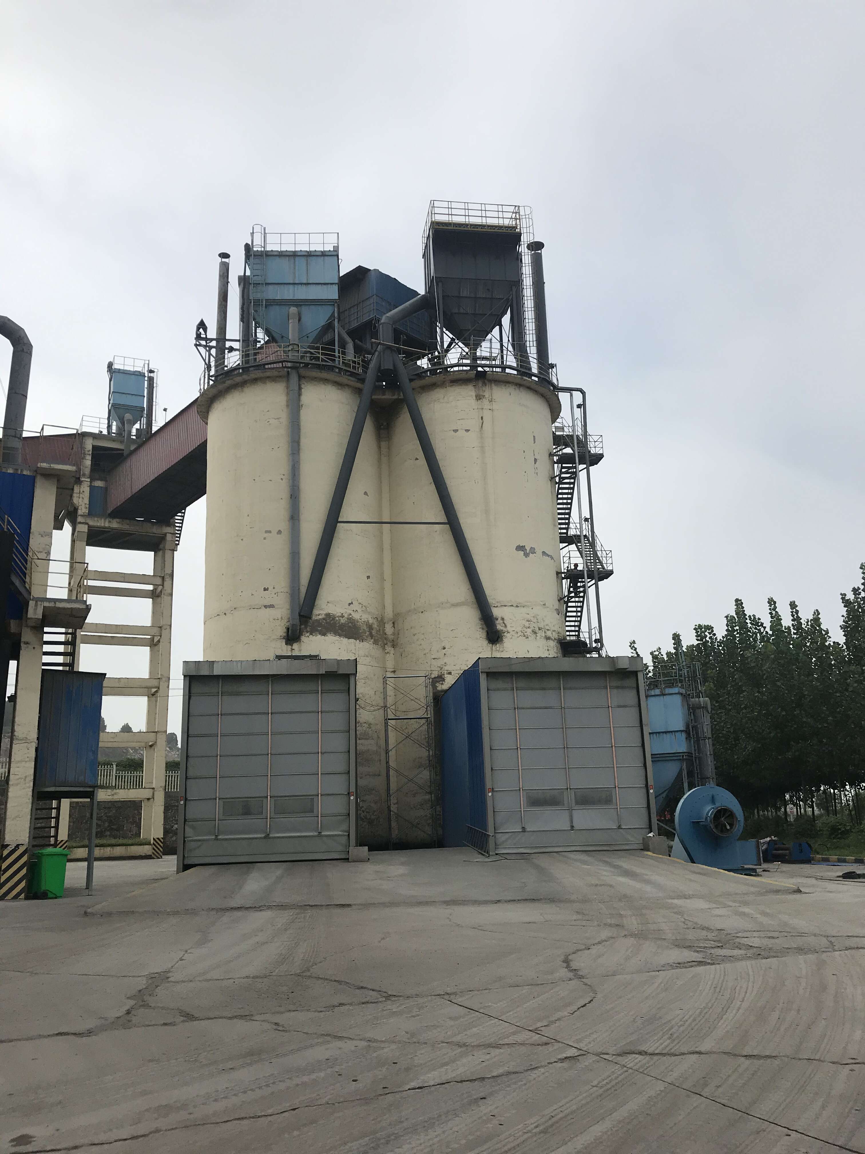 混凝土攪拌站袋式除塵器設備