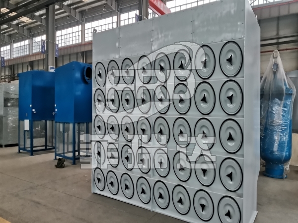 建材行業(yè)9萬風(fēng)量濾筒除塵器